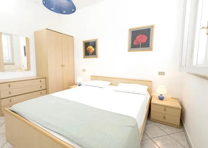 Trilocale Con Spazio Esterno 40 M Dal Mare *