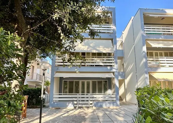 Apartamento Trilocale Con Spazio Esterno 40 M Dal Mare *