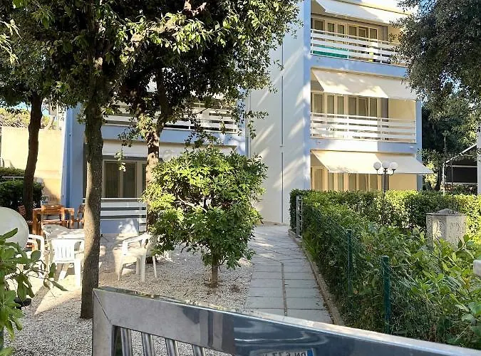 Trilocale Con Spazio Esterno 40 M Dal Mare